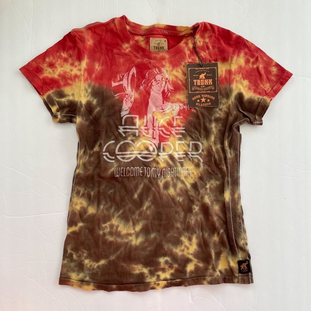 Trunk Ltd Alice Cooper 1975 Welcome to My Nightmare Tie Dye Shirt